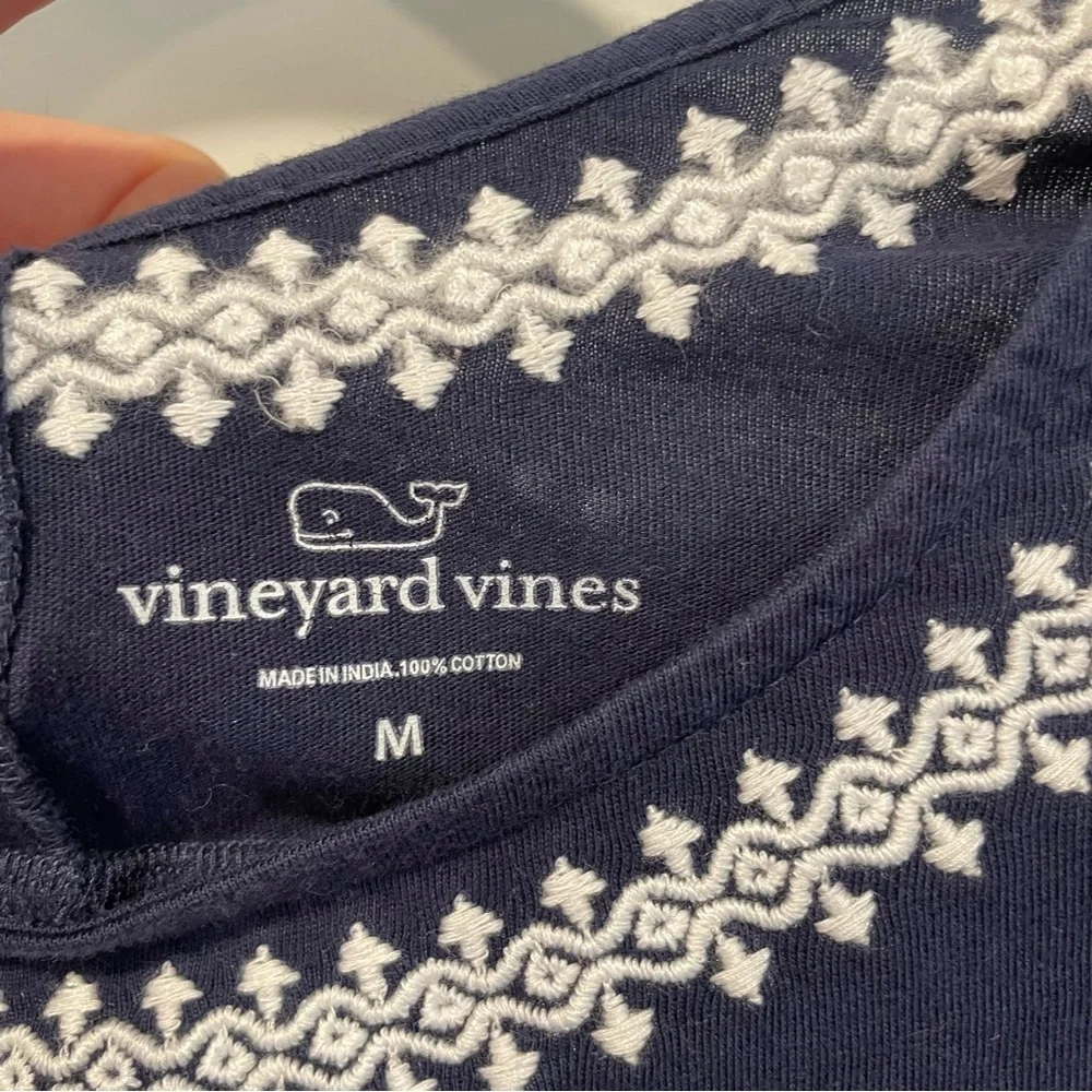 Vineyard Vines Navy Dress with White Embroidery Kids size Medium Sundress Flowy